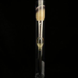 IT Cosmetics Heavenly Luxe French Boutique Blush Brush No. 4